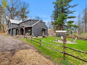 8R Rolfes Ln, Newbury MA 01951