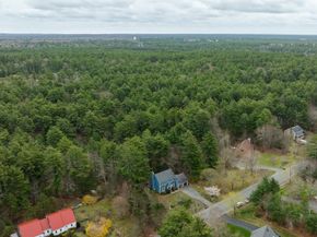 12 Alpine Run Rd, Kingston MA 02364