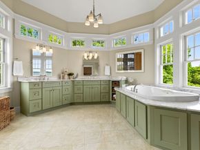 77 Norwood Heights, Gloucester MA 01930