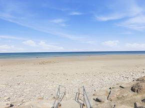 47 Arlington Rd, Plymouth MA 02360