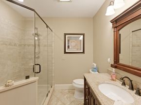 47 Arlington Rd, Plymouth MA 02360
