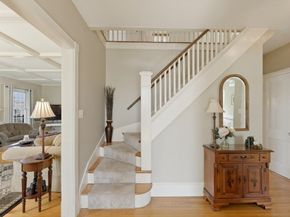 47 Arlington Rd, Plymouth MA 02360