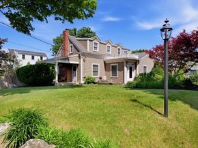 47 Arlington Rd, Plymouth MA 02360