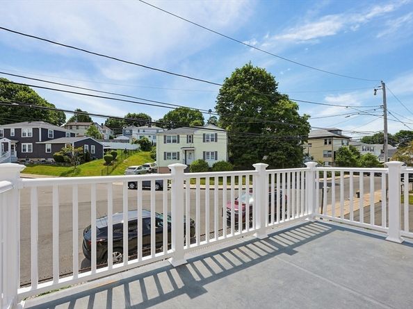 620-622 Beech St, Boston MA 02131