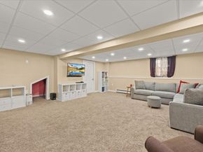 27 N Grove St, Middleboro MA 02346