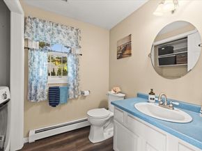27 N Grove St, Middleboro MA 02346
