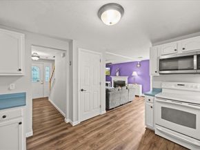 27 N Grove St, Middleboro MA 02346