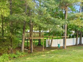 27 N Grove St, Middleboro MA 02346