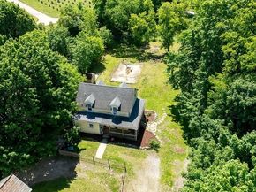 138 Charlton St, Southbridge MA 01550