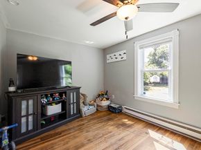 138 Charlton St, Southbridge MA 01550