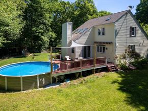 21 Autumn Road, Medway MA 02053