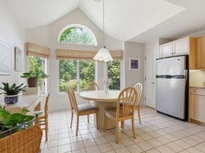 7 Wainwright Road 47, Winchester MA 01890