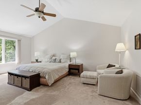 7 Wainwright Road 47, Winchester MA 01890