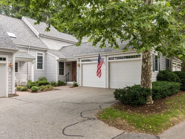 38 Juniper Ln 38, Hanover MA 02339
