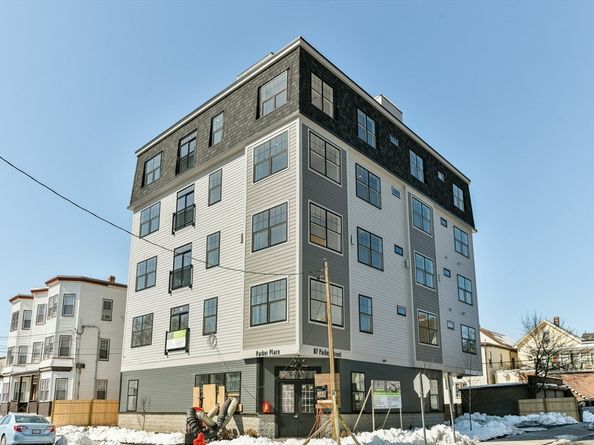 87 Parker St 402, Chelsea MA 02150