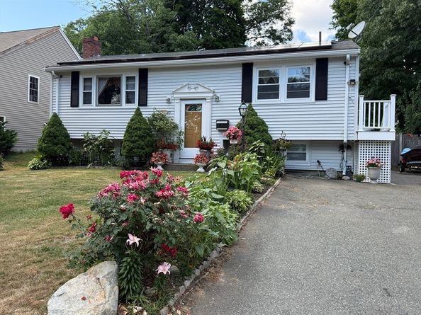 39 Central Street, Brockton MA 02301
