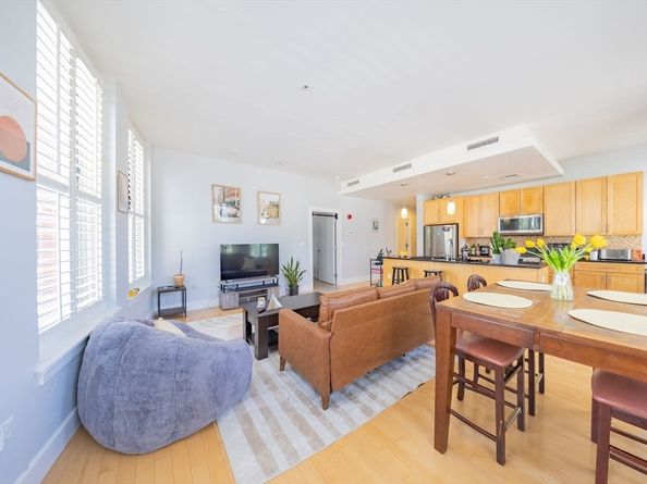 70 Lincoln St. L212, Boston MA 02111