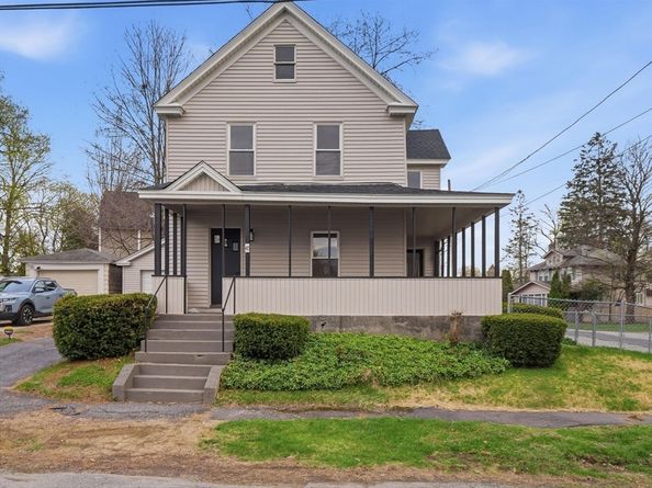 47 Hale St, Leominster MA 01453