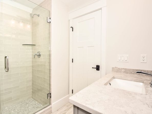 6 Clifford Lane, Weston MA 02493