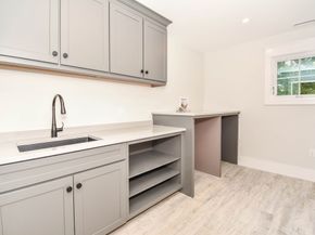 6 Clifford Lane, Weston MA 02493