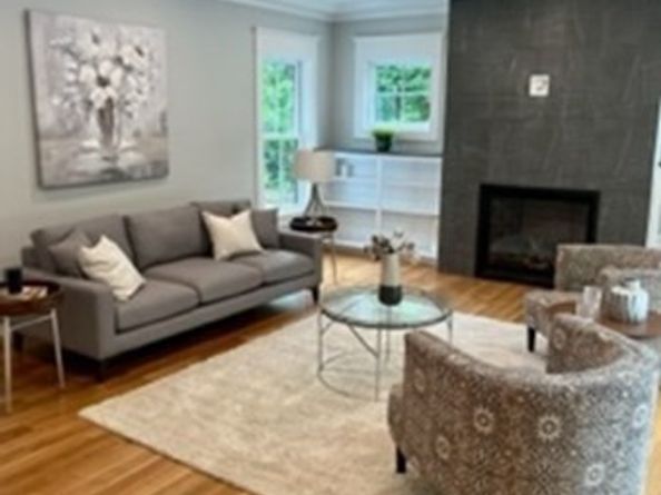 6 Clifford Lane, Weston MA 02493