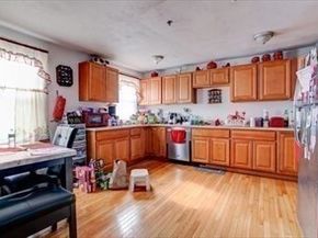 229 Lewis St, Lynn MA 01902
