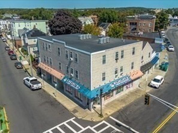 229 Lewis St, Lynn MA 01902