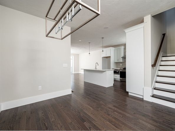 58 Metacomet Road 17, West Bridgewater MA 02379
