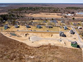 58 Metacomet Road 17, West Bridgewater MA 02379