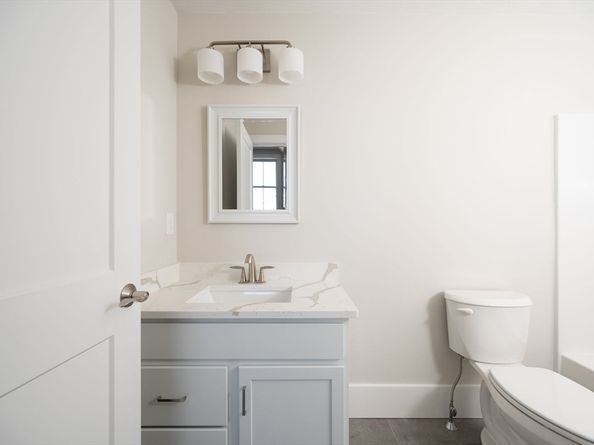 58 Metacomet Road 17, West Bridgewater MA 02379