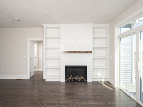 58 Metacomet Road 17, West Bridgewater MA 02379