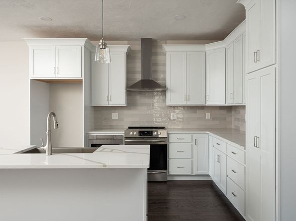 58 Metacomet Road 17, West Bridgewater MA 02379
