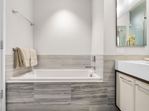 1 Dalton St 4704, Boston MA 02199