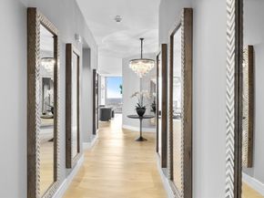 1 Dalton St 4704, Boston MA 02199