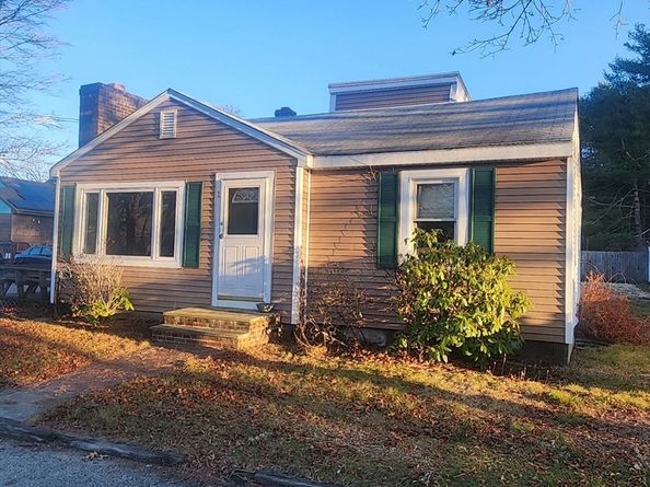 1 Gibbs Ball Park Rd, Wareham MA 02571