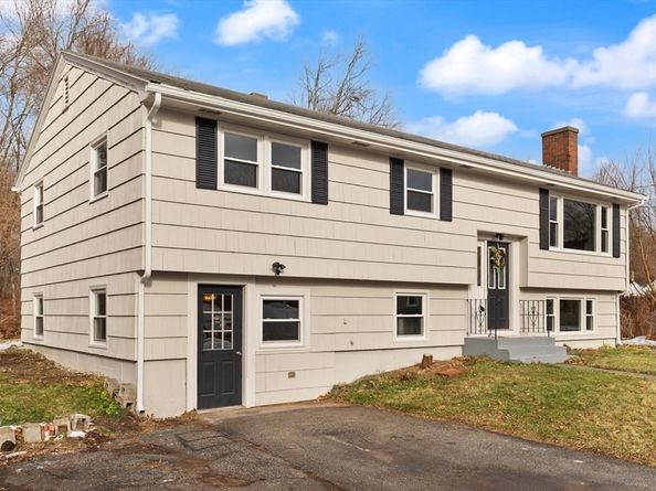 8 Maple Lane, Millbury MA 01527