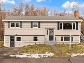 8 Maple Lane, Millbury MA 01527