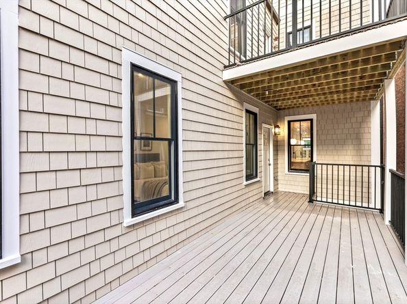 12 Prospect St 1, Boston MA 02129