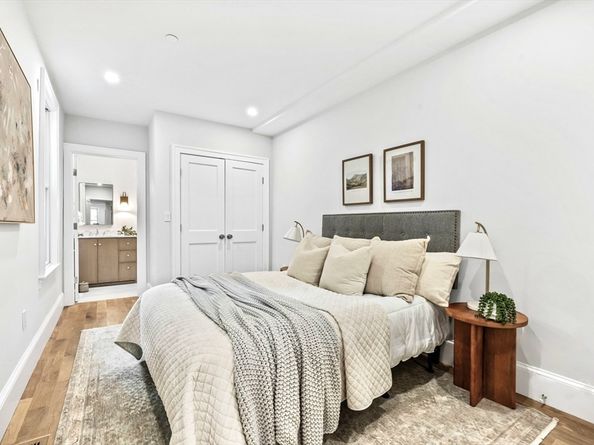 12 Prospect St 1, Boston MA 02129