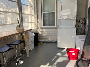 92 Maverick St, Fitchburg MA 01420