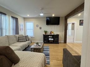 92 Maverick St, Fitchburg MA 01420