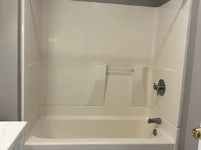 92 Maverick St, Fitchburg MA 01420