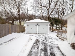 18 Hadwen Lane, Worcester MA 01602