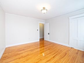 18 Hadwen Lane, Worcester MA 01602