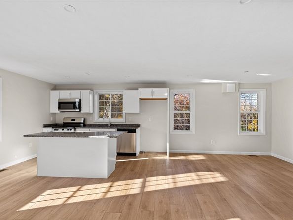 393 Court St. 3, Plymouth MA 02360