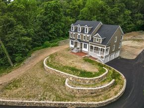 20-35 Shuttleworth Pl, Dedham MA 02026