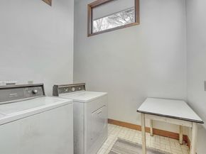 28 Blueberry Lane, Lincoln MA 01773