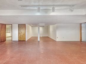 28 Blueberry Lane, Lincoln MA 01773