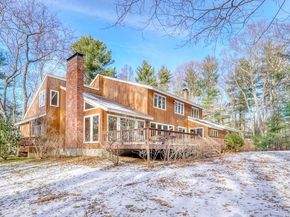 28 Blueberry Lane, Lincoln MA 01773