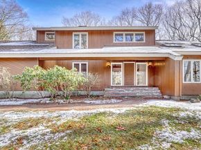28 Blueberry Lane, Lincoln MA 01773